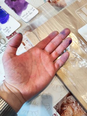 Hand voller Tinte